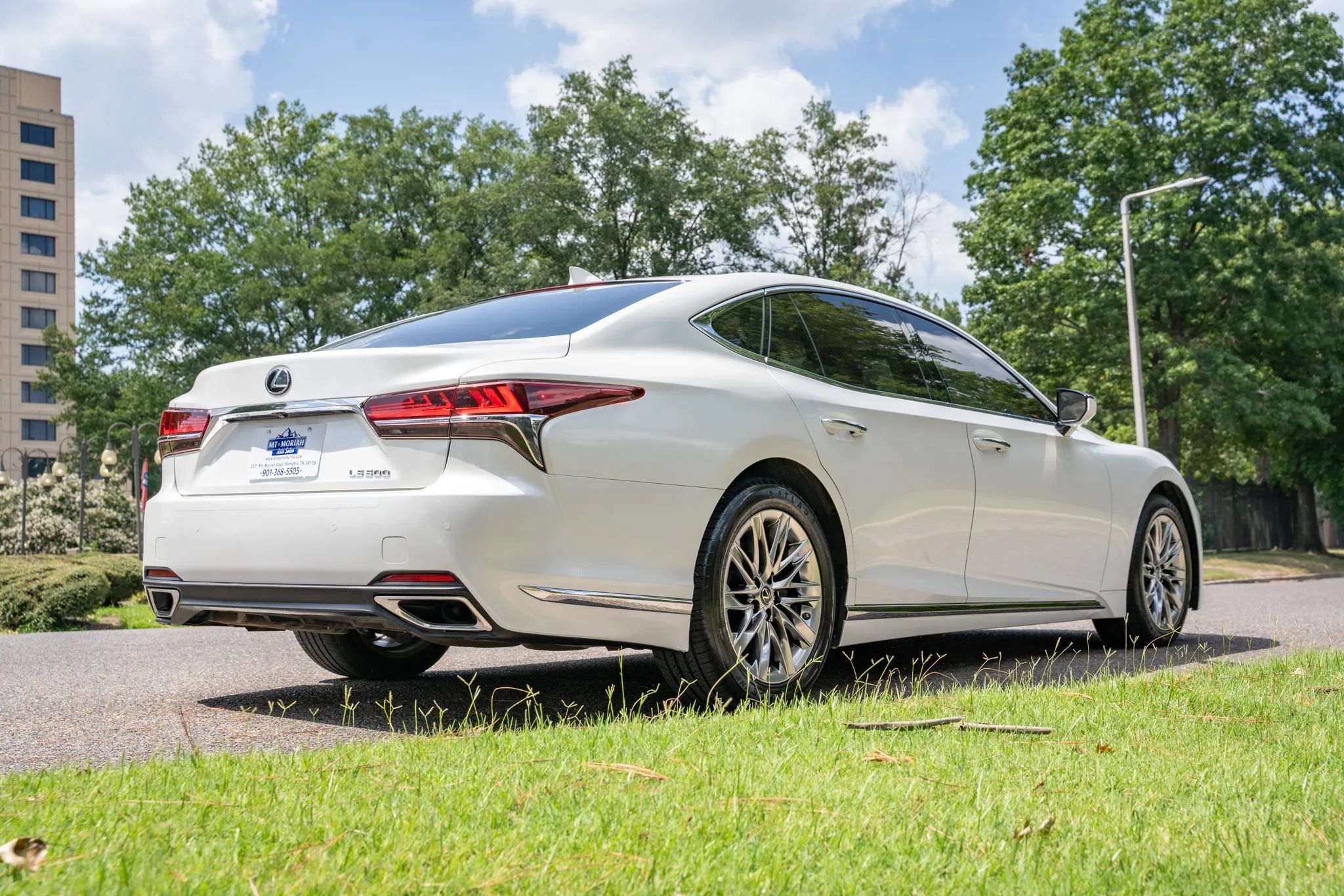 Used 2018 Lexus LS 500 w/ Interior Upgrade Package RWD image 5