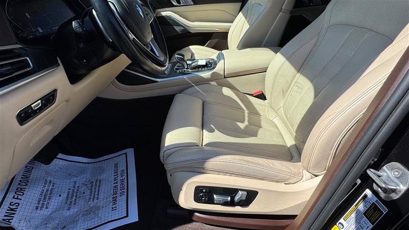 Used 2019 BMW X7 xDrive50i w/ Cold Weather Package AWD/4WD image 34