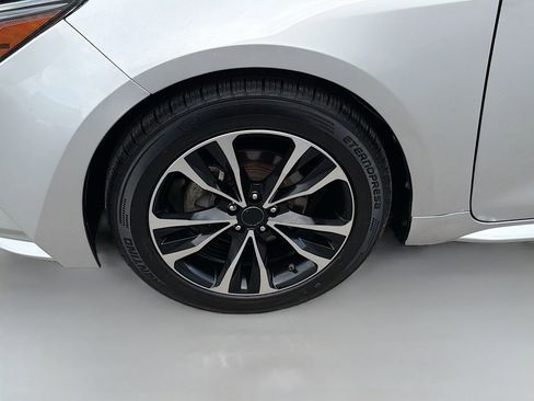 Used 2022 Toyota Corolla LE FWD image 28