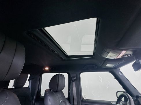 Used 2023 Mercedes-Benz G 63 AMG 4MATIC image 28