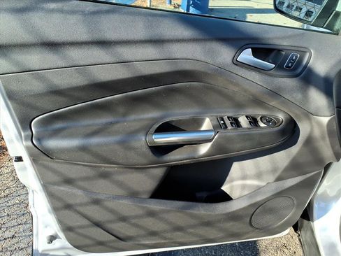 Certified 2018 Ford Escape SEL w/ Ford Safe & Smart Package image 13