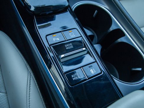 Used 2022 Hyundai Sonata Limited FWD image 20