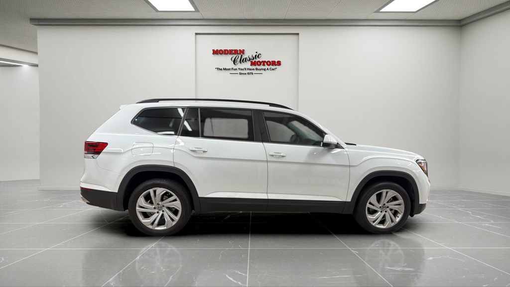 Used 2023 Volkswagen Atlas SE w/ Panoramic Sunroof Package FWD image 8