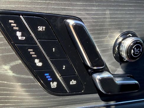 New 2026 Cadillac Lyriq V image 20