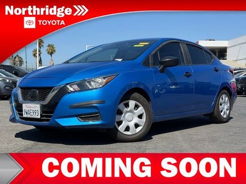 Used 2021 Nissan Versa S FWD image 2