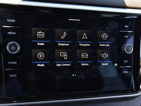 Certified 2023 Volkswagen Atlas Cross Sport SEL R-Line AWD/4WD image 14