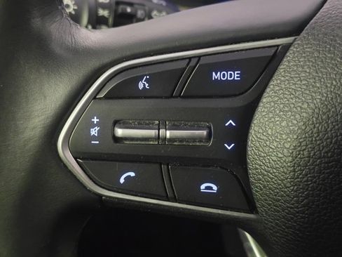 Used 2020 Hyundai Santa Fe SEL w/ Convenience + Premium Package image 17