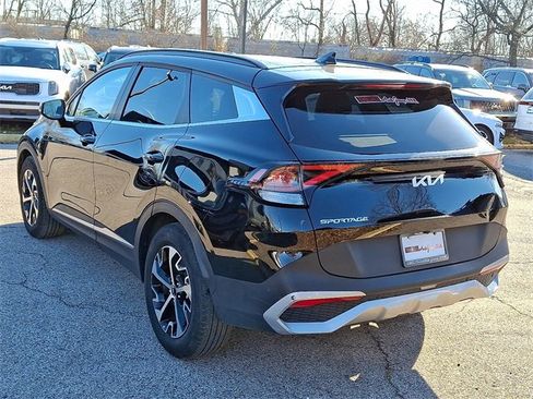 Certified 2025 Kia Sportage EX w/ Premium Package image 4