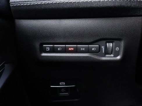 New 2026 Jeep Cherokee Laredo AWD/4WD image 30