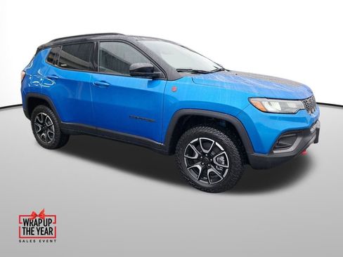 New 2026 Jeep Compass Trailhawk image 8