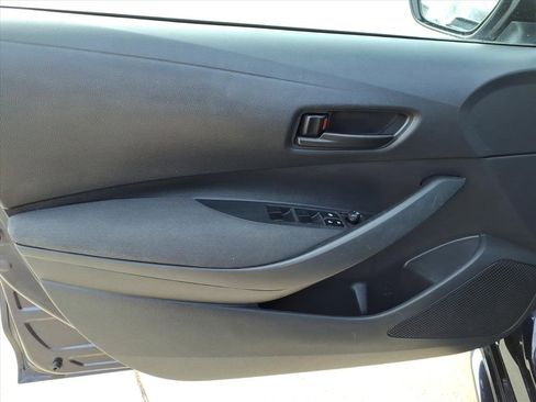 Used 2024 Toyota Corolla LE image 12