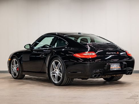 Used 2011 Porsche 911 Carrera S image 29