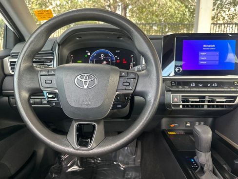Certified 2025 Toyota Camry LE image 18