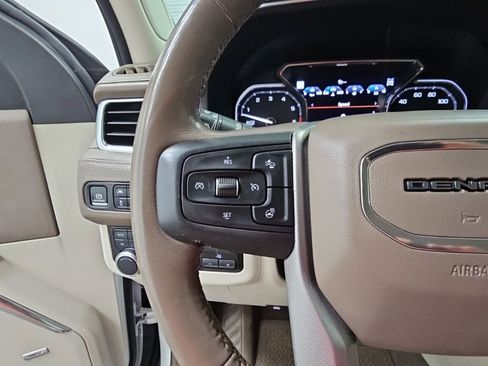 Used 2021 GMC Yukon Denali w/ Denali Premium Package AWD/4WD image 28