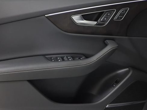 Certified 2023 Audi Q8 Premium Plus AWD/4WD image 11