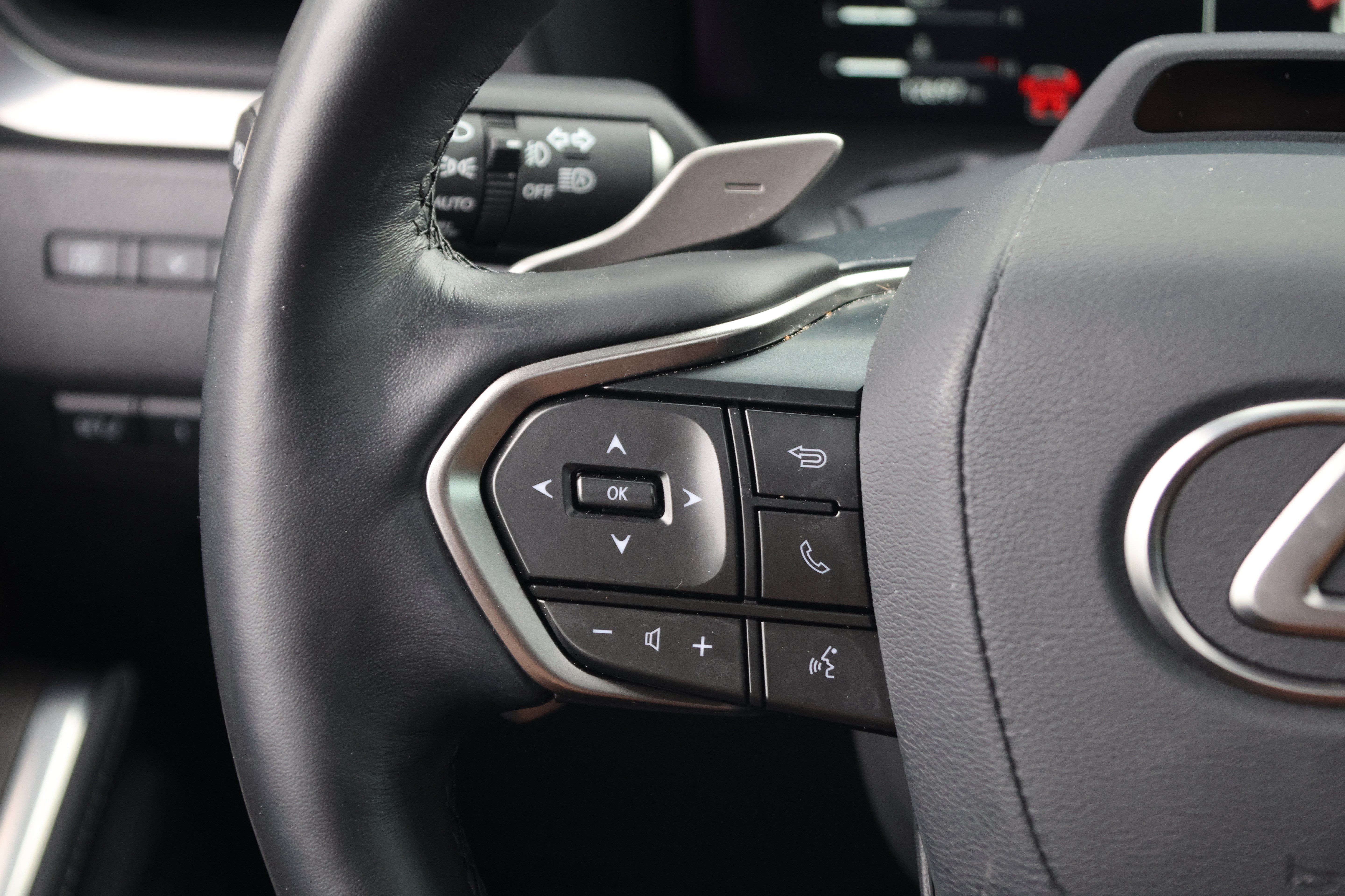 Used 2025 Lexus GX 550 w/ Accessory Package (Z1) AWD/4WD image 33