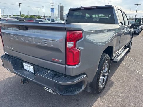 Used 2022 Chevrolet Silverado 1500 RST AWD/4WD image 5
