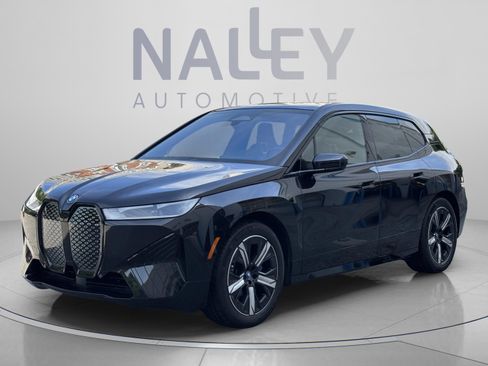 Used 2023 BMW iX xDrive50 w/ Premium Package AWD/4WD image 2