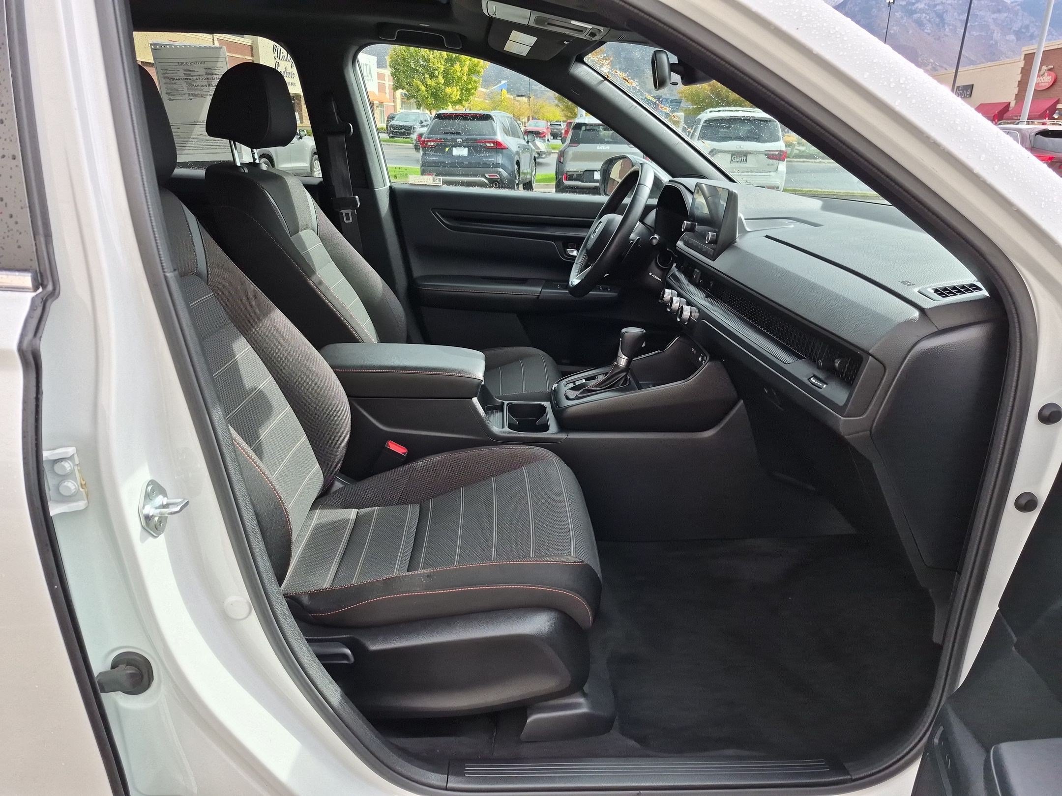 Used 2023 Honda CR-V Sport image 33