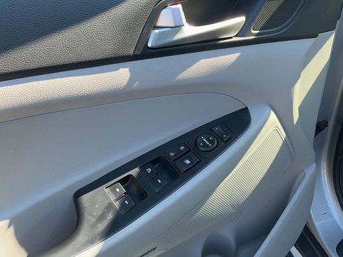 Used 2020 Hyundai Tucson Sport image 16