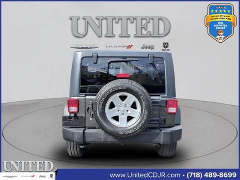 Used 2018 Jeep Wrangler Unlimited Sport S image 4