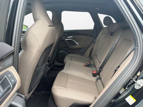 New 2025 Audi Q5 Premium Plus image 12