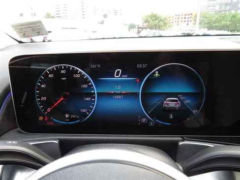Certified 2020 Mercedes-Benz GLB 250 4MATIC image 13