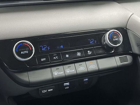 Certified 2025 Hyundai Elantra Sport FWD image 29