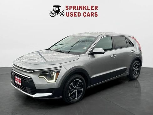 Used 2023 Kia Niro LX FWD image 8