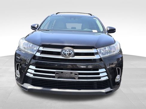 Used 2018 Toyota Highlander Limited AWD/4WD image 8