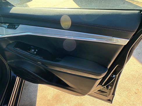 Used 2024 Jeep Wagoneer Launch Edition image 20