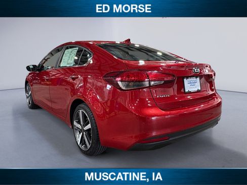 Used 2017 Kia Forte EX image 3