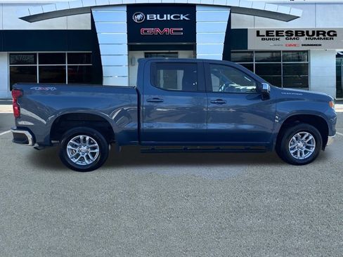 Used 2024 Chevrolet Silverado 1500 LT image 8