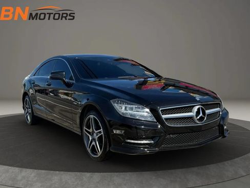 Used 2012 Mercedes-Benz CLS 550 4MATIC image 4
