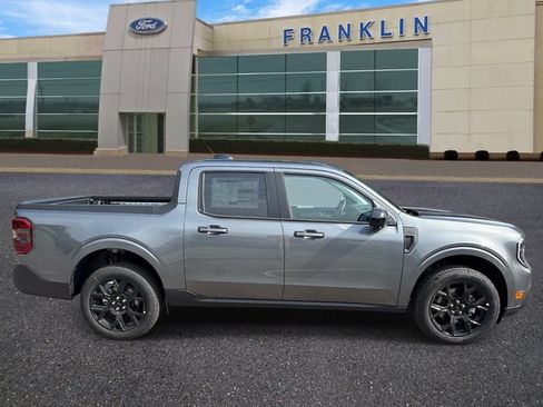 New 2026 Ford Maverick Lariat w/ Black Appearance Package AWD/4WD image 8