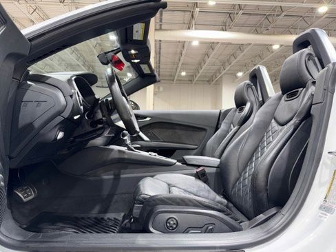 Used 2017 Audi TT 2.0T w/ Technology Package image 11