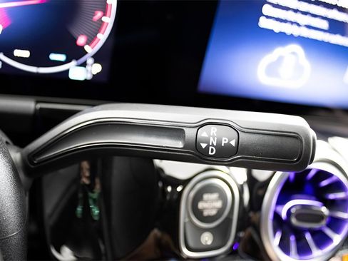 Used 2025 Mercedes-Benz GLA 250 image 19