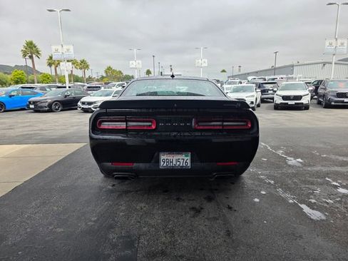 Used 2022 Dodge Challenger R/T Scat Pack RWD image 6