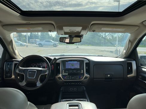 Used 2016 GMC Sierra 2500 Denali w/ Duramax Plus Package AWD/4WD image 21