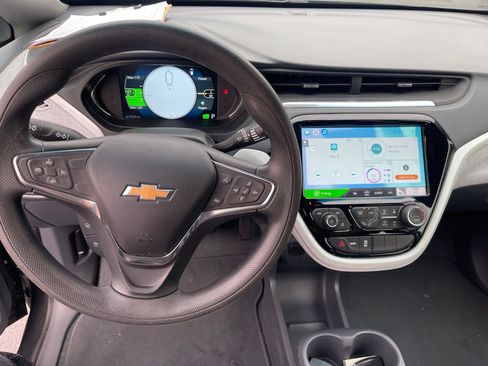Used 2021 Chevrolet Bolt LT FWD image 7