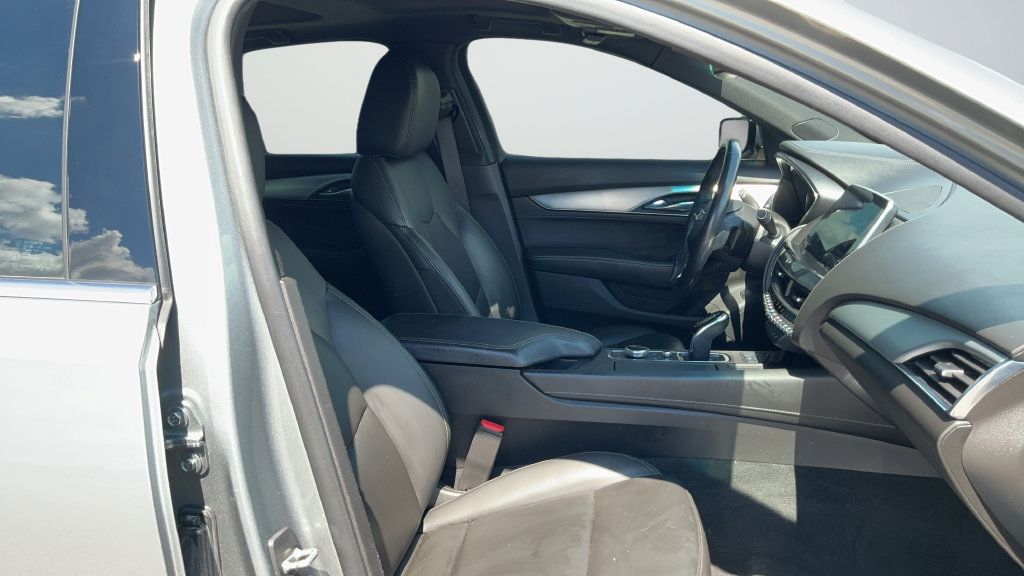 Used 2023 Cadillac CT5 Luxury w/ Sun And Sound Package RWD image 22