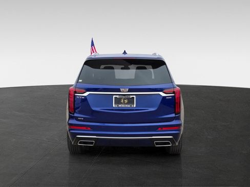 Used 2025 Cadillac XT6 Premium Luxury AWD/4WD image 6