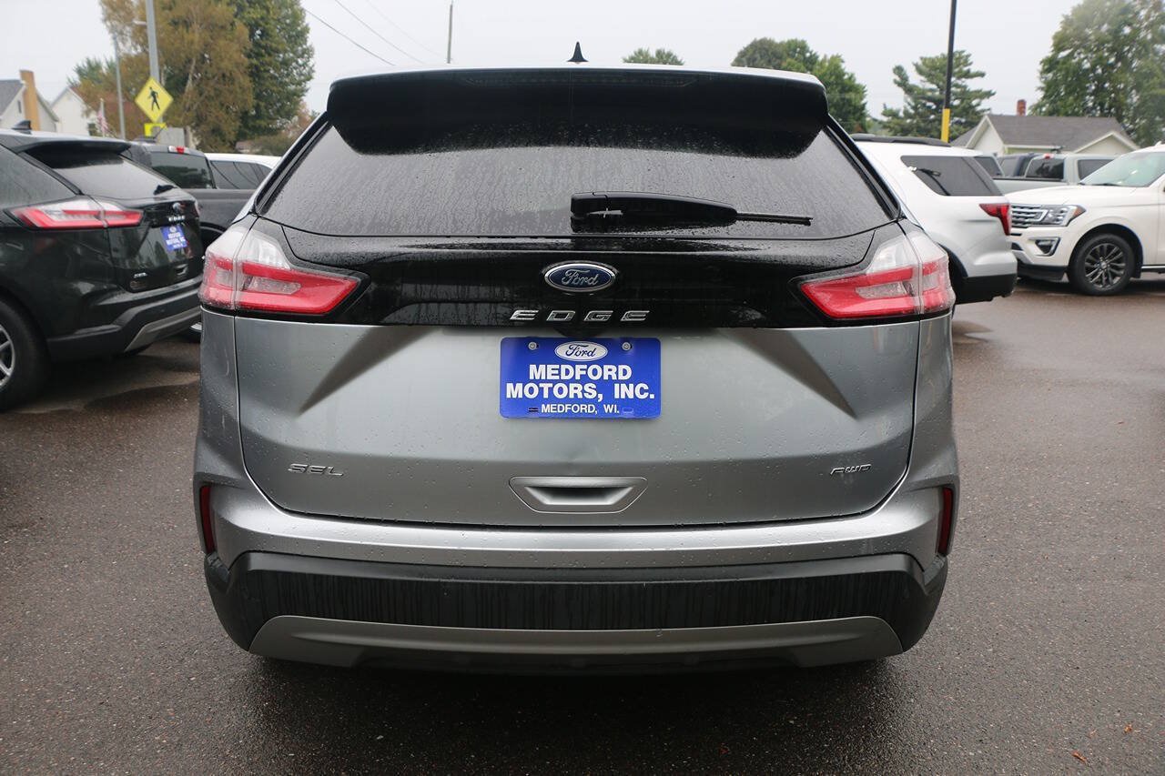 Certified 2024 Ford Edge SEL AWD/4WD image 4