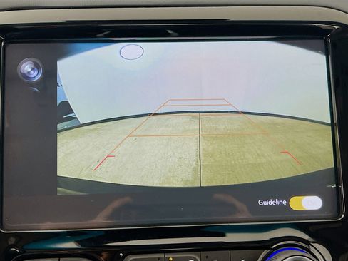 Used 2020 Chevrolet Bolt LT FWD image 14