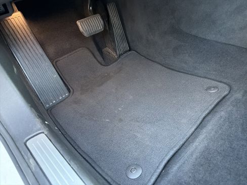 Certified 2025 Volvo V60 B5 Cross Country Plus image 17