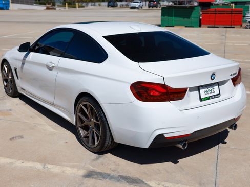 Used 2019 BMW 440i Coupe w/ M Sport Package image 10