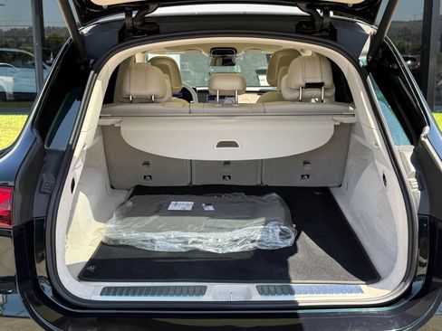 Used 2023 Mercedes-Benz EQS 450+ SUV image 16