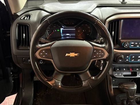 Used 2017 Chevrolet Colorado Z71 AWD/4WD image 15