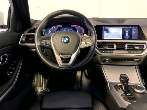 Used 2020 BMW 330i xDrive Sedan w/ Premium Package image 13