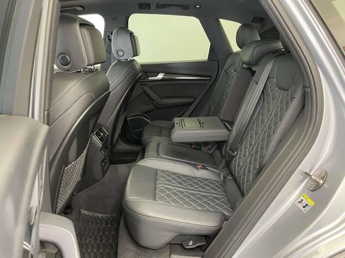 Used 2019 Audi SQ5 Prestige w/ Prestige Package AWD/4WD image 16